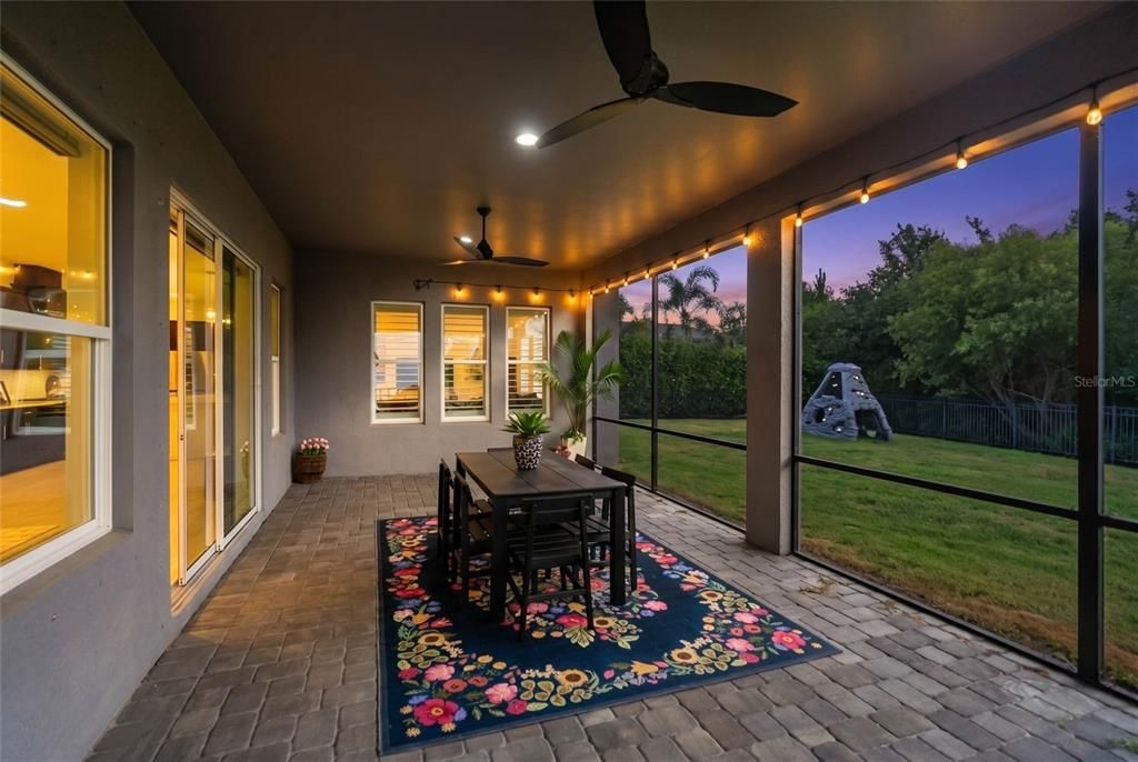 For Sale: $825,000 (4 beds, 4 baths, 3571 Square Feet)