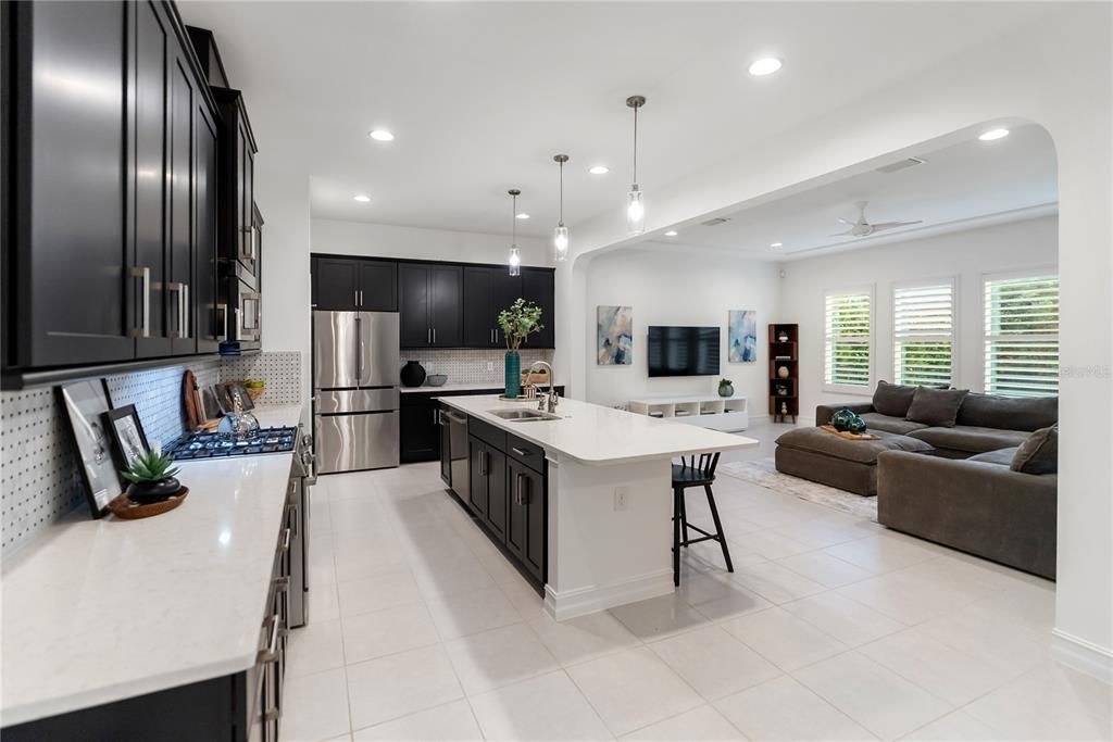 For Sale: $825,000 (4 beds, 4 baths, 3571 Square Feet)