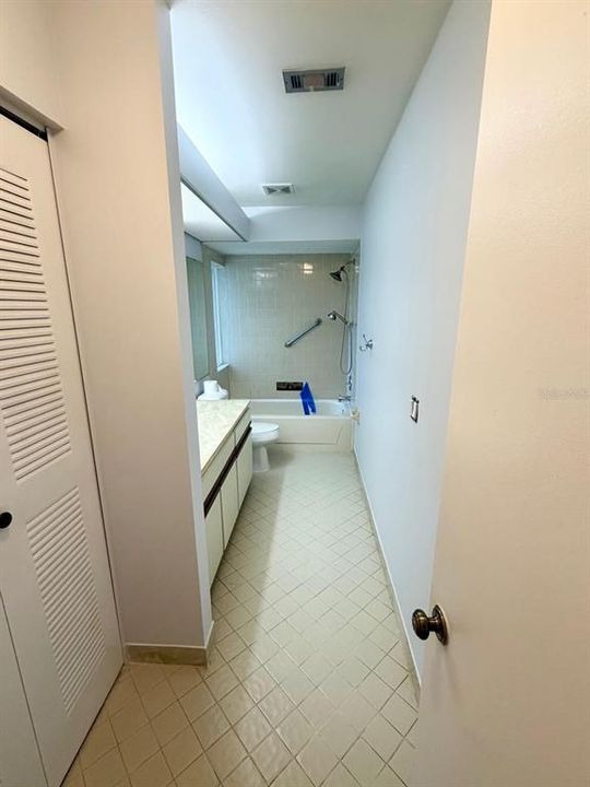 En Venta: $385,000 (2 camas, 2 baños, 1568 Pies cuadrados)