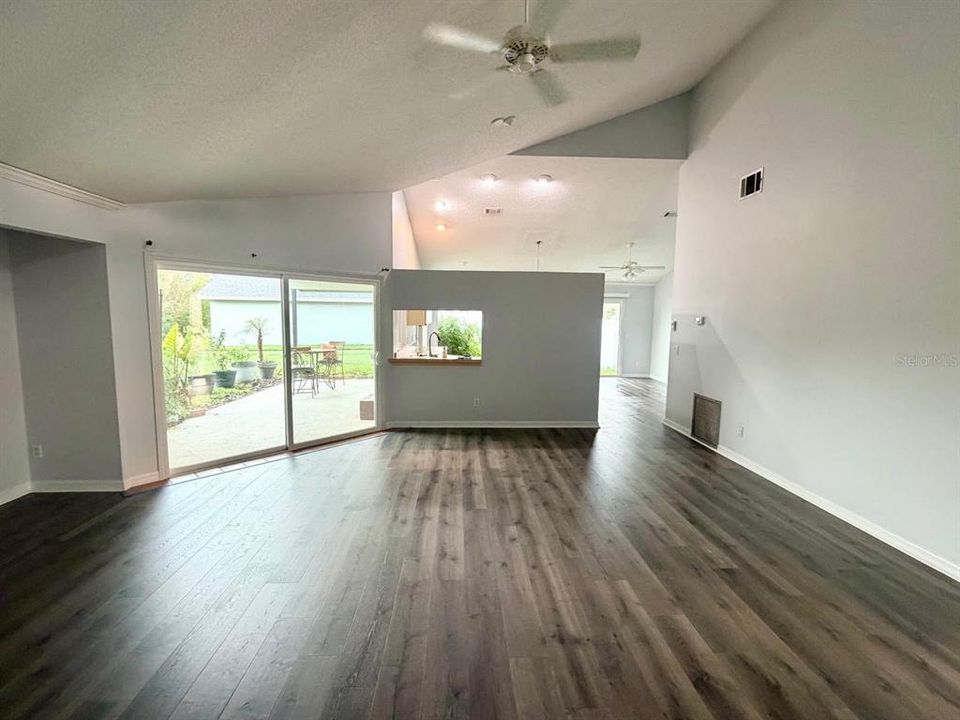 En Venta: $385,000 (2 camas, 2 baños, 1568 Pies cuadrados)