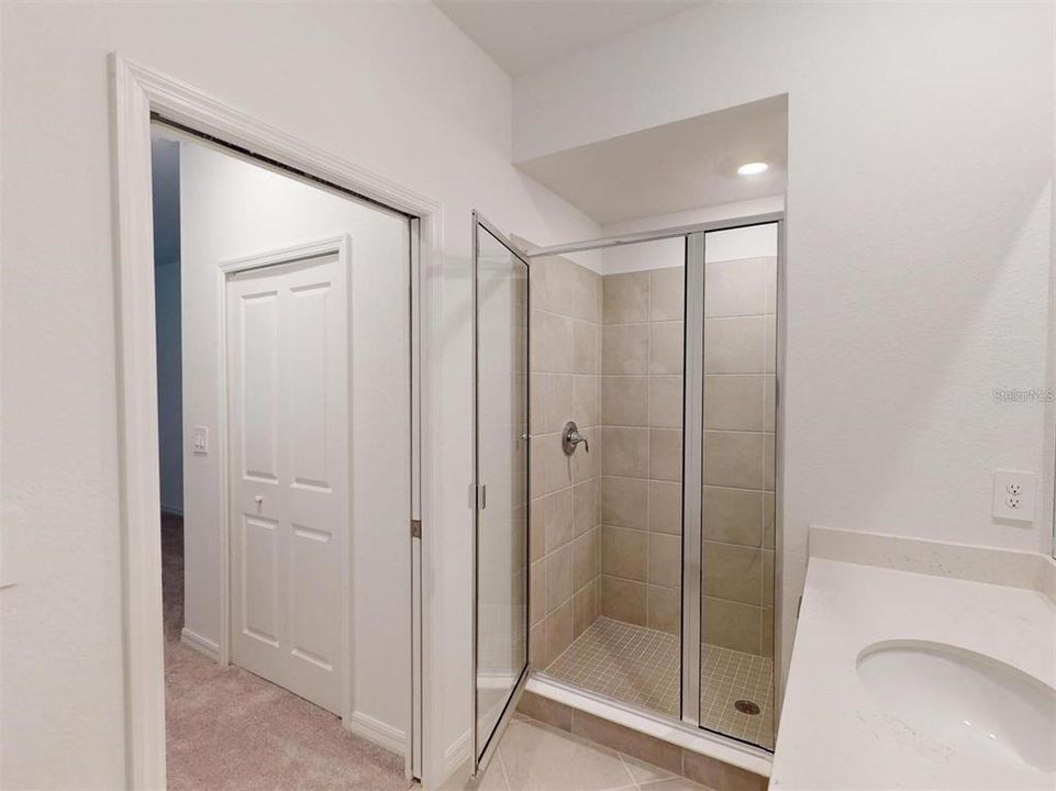 For Sale: $325,000 (2 beds, 2 baths, 1149 Square Feet)