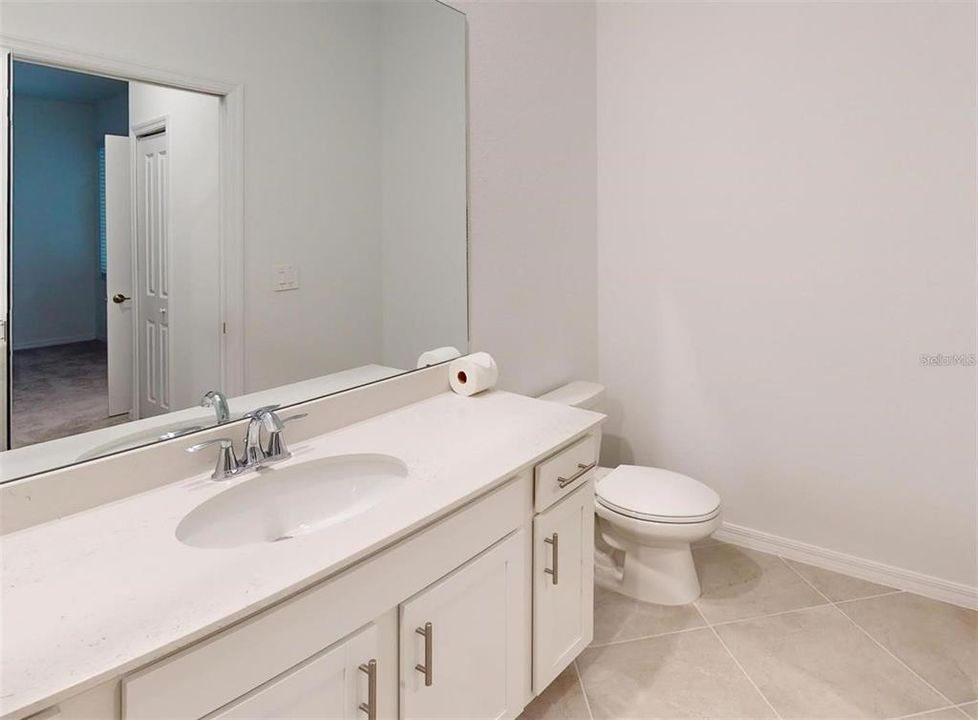 For Sale: $325,000 (2 beds, 2 baths, 1149 Square Feet)