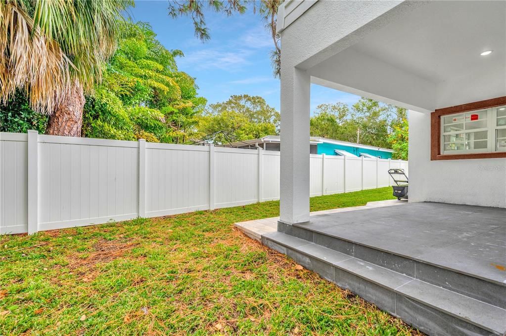 For Sale: $1,287,000 (4 beds, 3 baths, 2889 Square Feet)