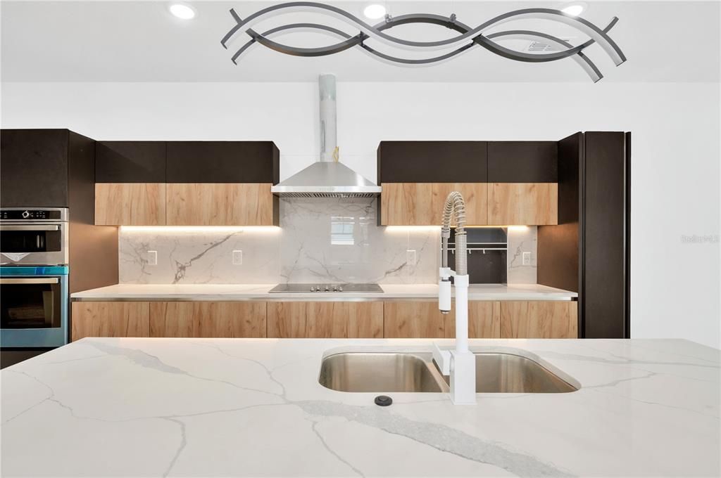 For Sale: $1,287,000 (4 beds, 3 baths, 2889 Square Feet)