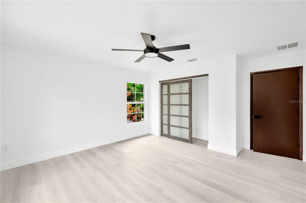 For Sale: $1,287,000 (4 beds, 3 baths, 2889 Square Feet)