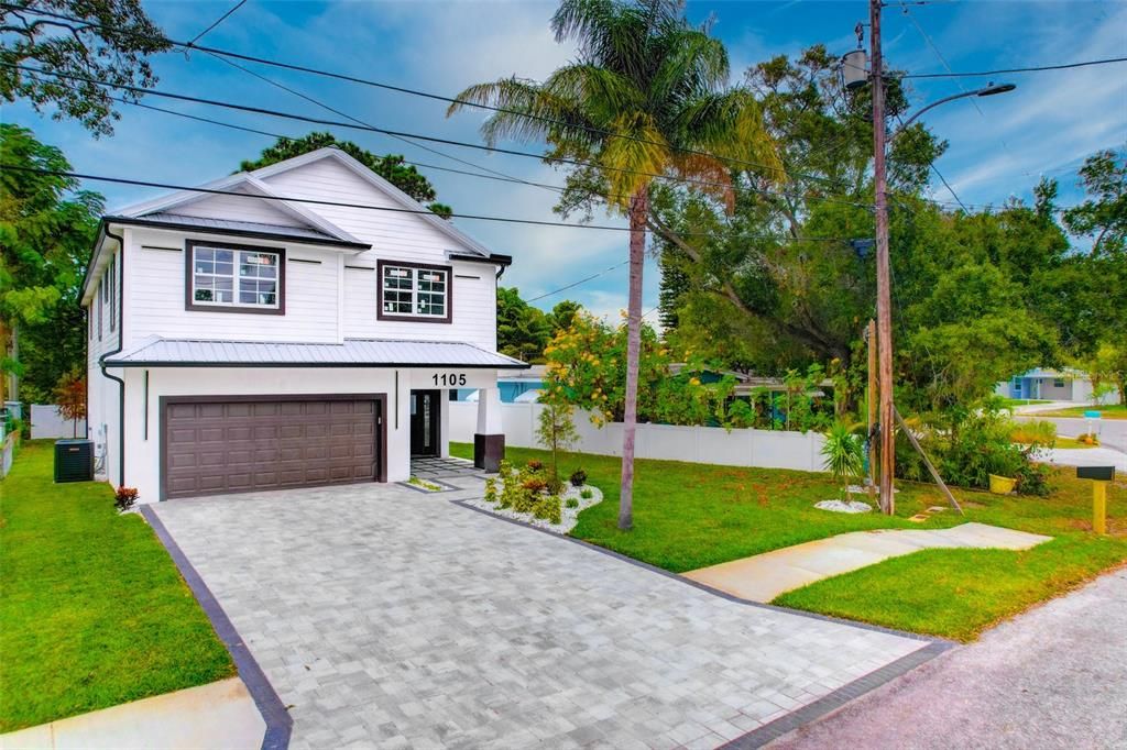 For Sale: $1,287,000 (4 beds, 3 baths, 2889 Square Feet)