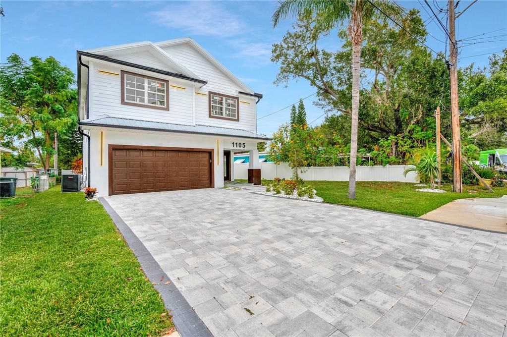 For Sale: $1,287,000 (4 beds, 3 baths, 2889 Square Feet)