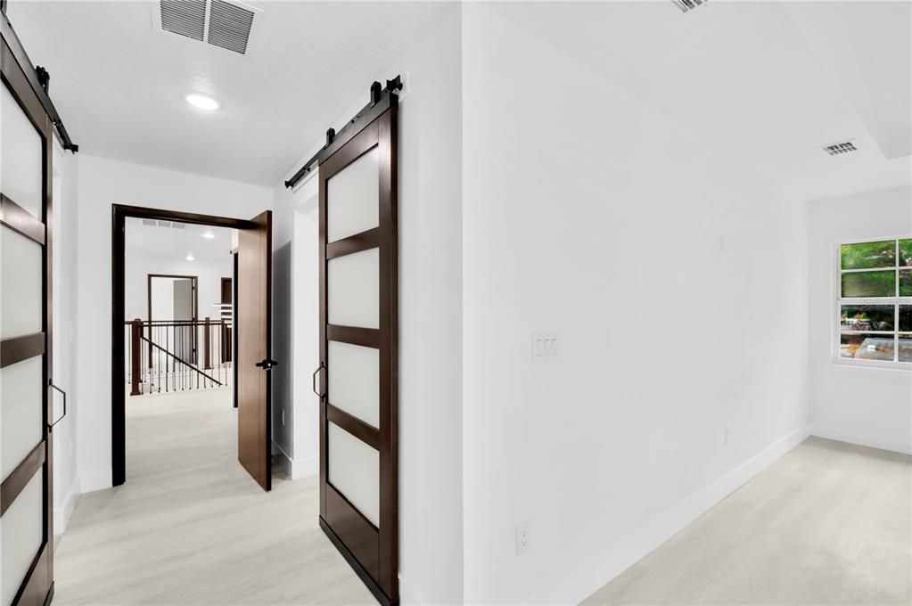For Sale: $1,287,000 (4 beds, 3 baths, 2889 Square Feet)