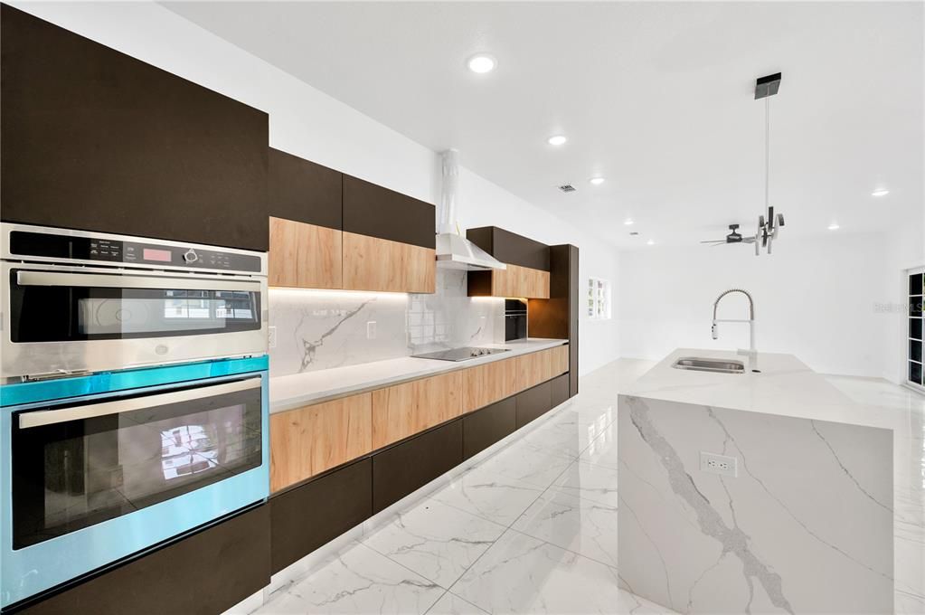 For Sale: $1,287,000 (4 beds, 3 baths, 2889 Square Feet)