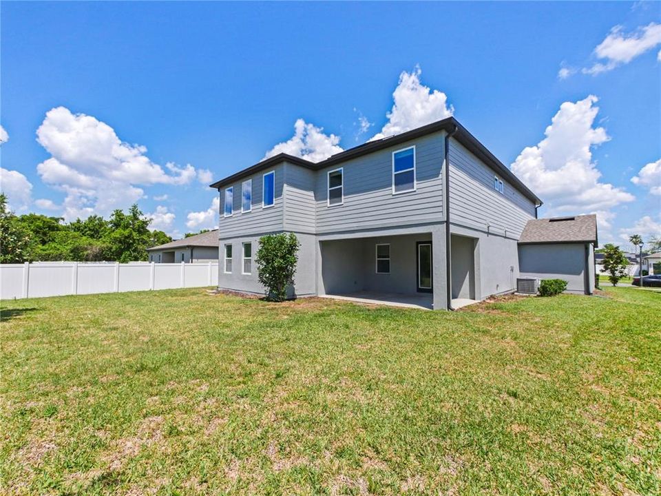 For Rent: $3,500 (5 beds, 4 baths, 3548 Square Feet)