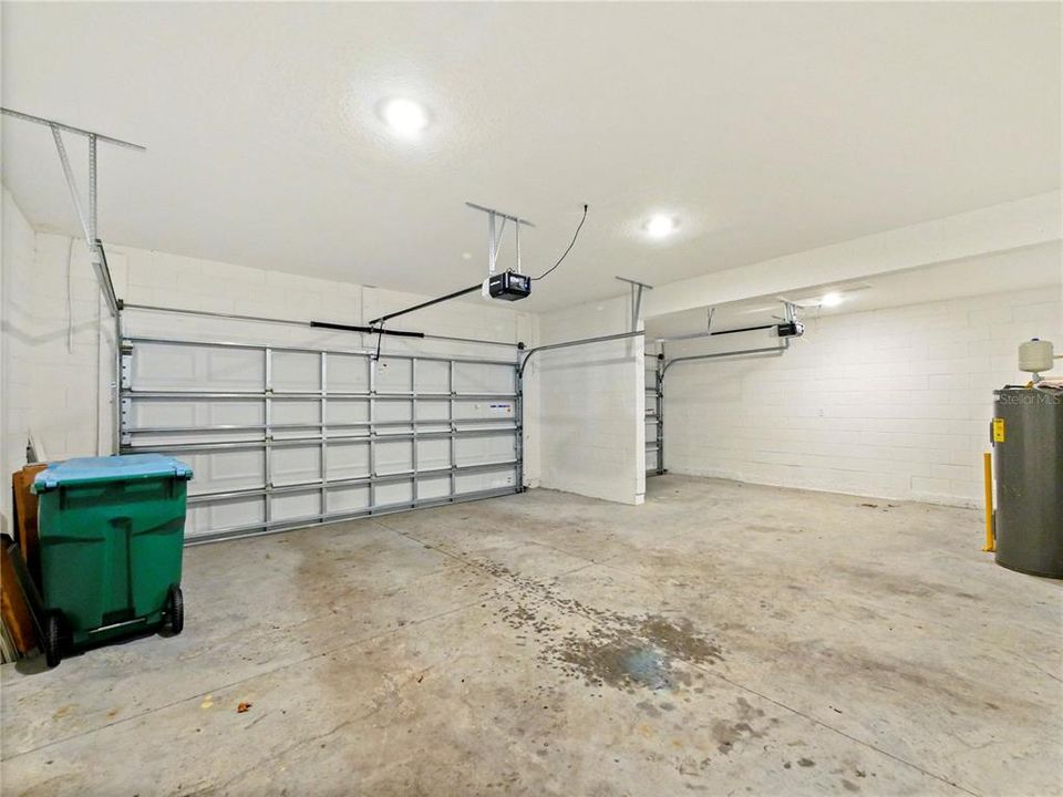 For Rent: $3,500 (5 beds, 4 baths, 3548 Square Feet)