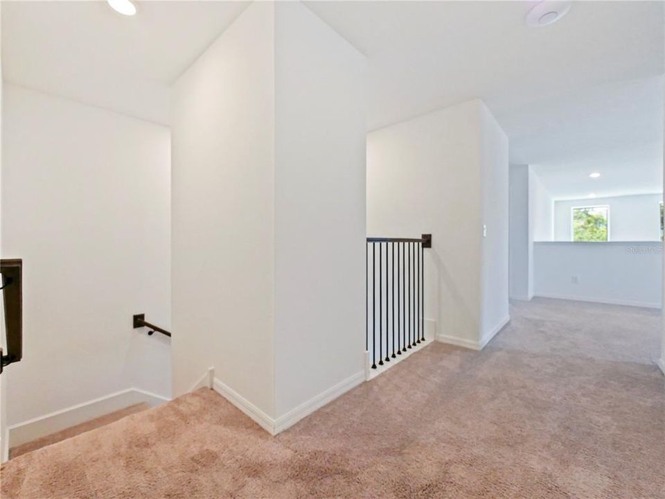 For Rent: $3,500 (5 beds, 4 baths, 3548 Square Feet)