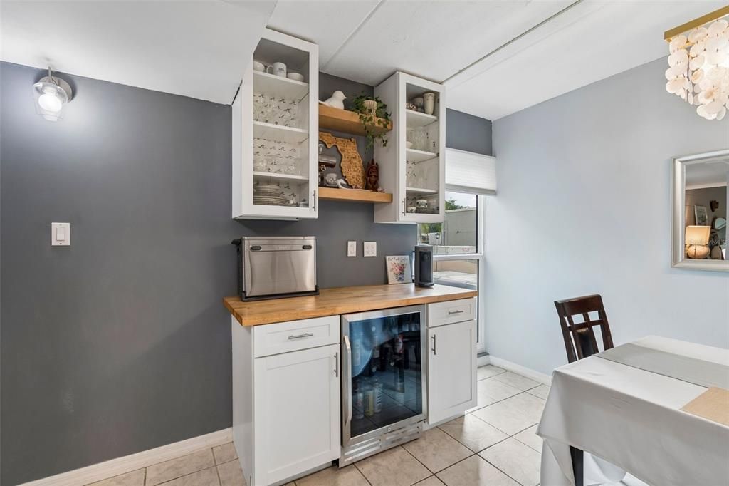 En Venta: $340,000 (2 camas, 1 baños, 1368 Pies cuadrados)