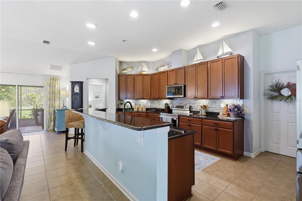 En Venta: $349,000 (3 camas, 2 baños, 1665 Pies cuadrados)