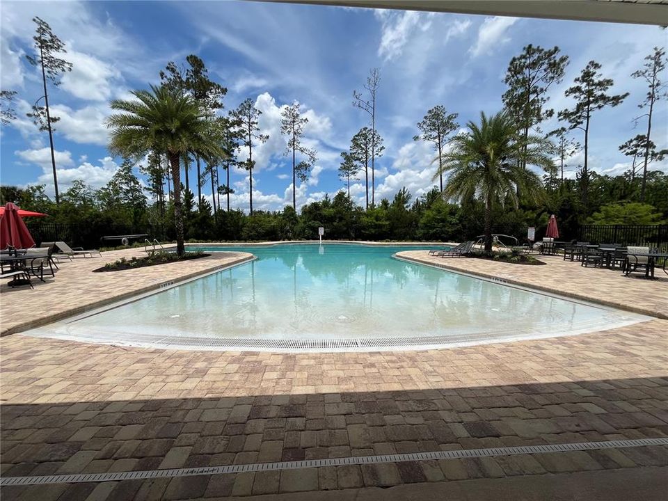 En Venta: $334,900 (3 camas, 2 baños, 1665 Pies cuadrados)