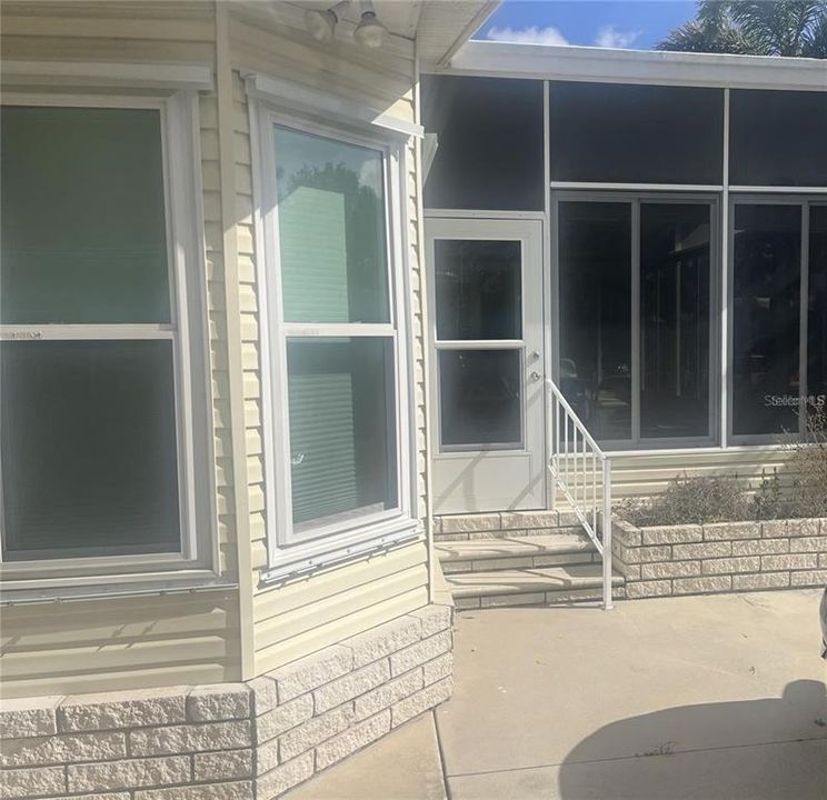 For Sale: $335,000 (2 beds, 2 baths, 1615 Square Feet)