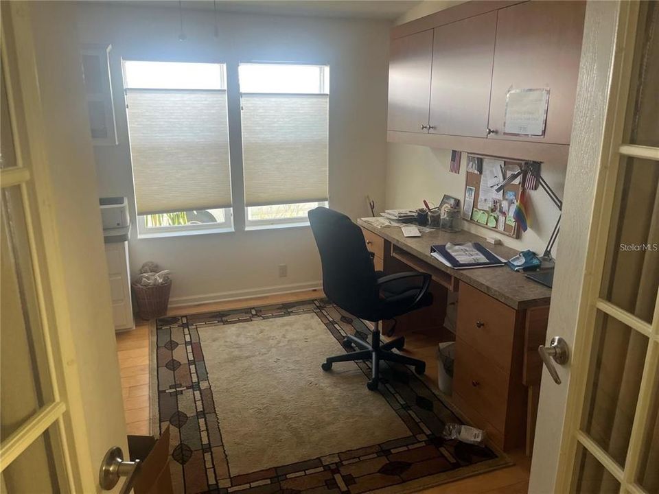 For Sale: $335,000 (2 beds, 2 baths, 1615 Square Feet)