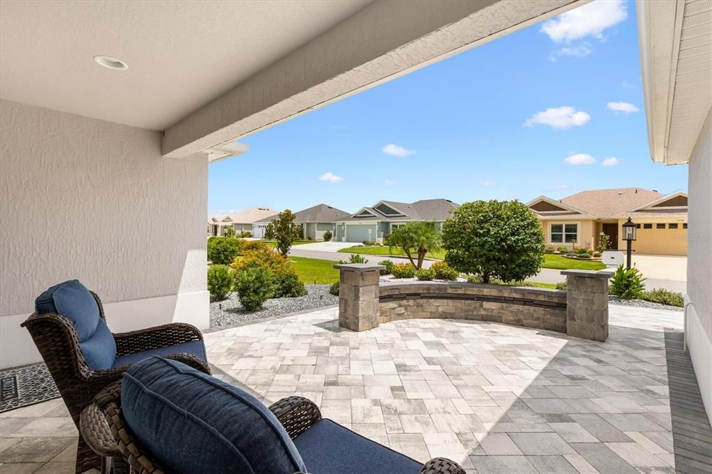 For Rent: $3,100 (3 beds, 2 baths, 1584 Square Feet)