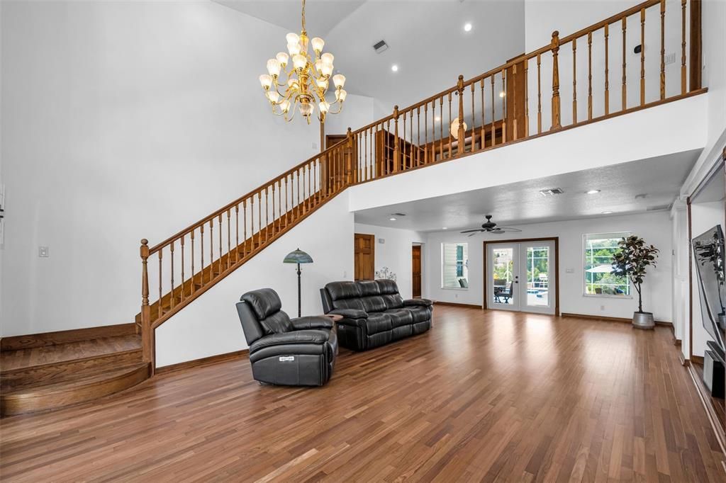 En Venta: $1,250,000 (5 camas, 4 baños, 5322 Pies cuadrados)