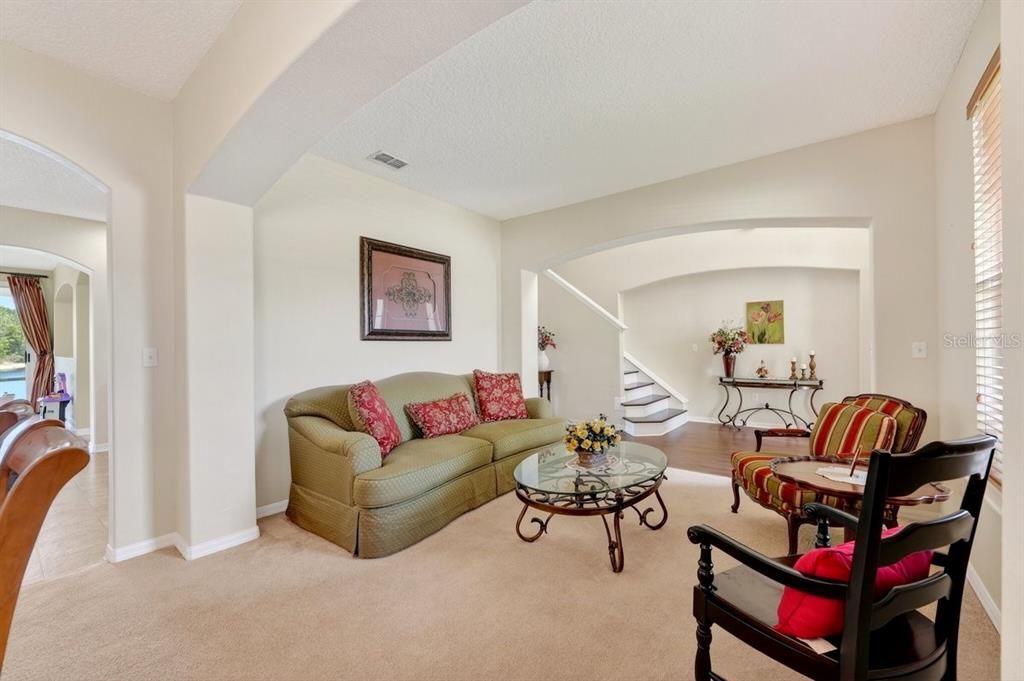 For Sale: $615,000 (5 beds, 4 baths, 3613 Square Feet)