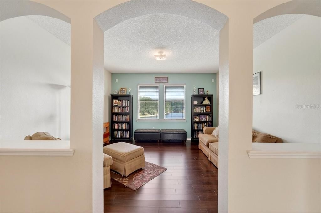 For Sale: $615,000 (5 beds, 4 baths, 3613 Square Feet)