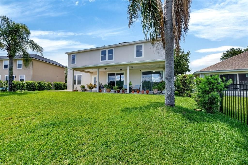 For Sale: $615,000 (5 beds, 4 baths, 3613 Square Feet)