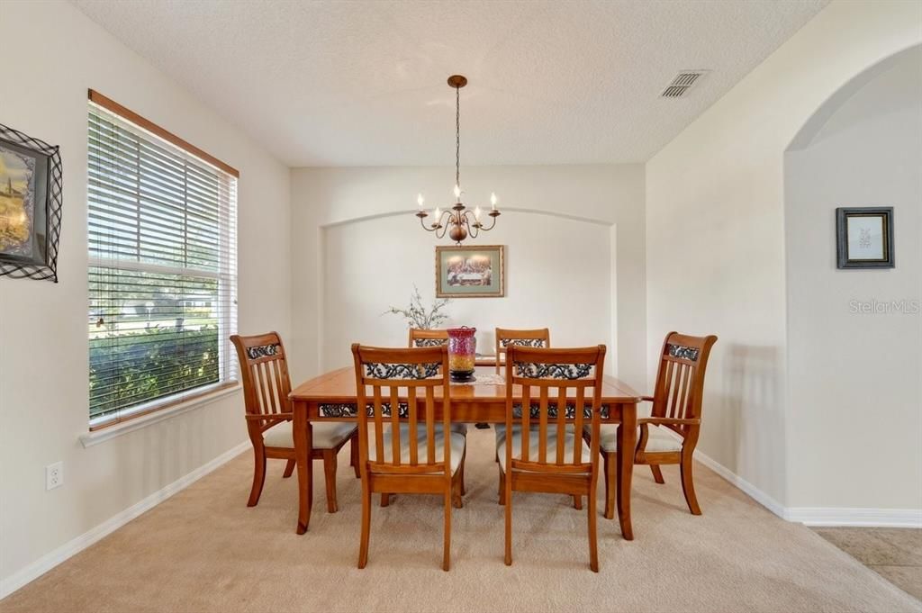 For Sale: $615,000 (5 beds, 4 baths, 3613 Square Feet)