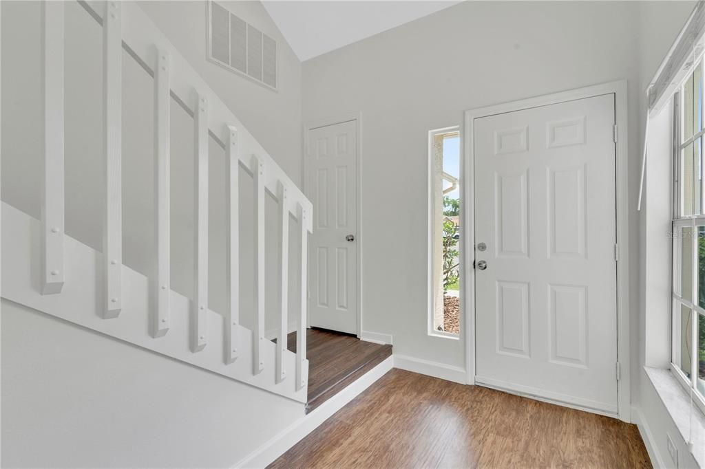 For Sale: $299,900 (3 beds, 2 baths, 1690 Square Feet)