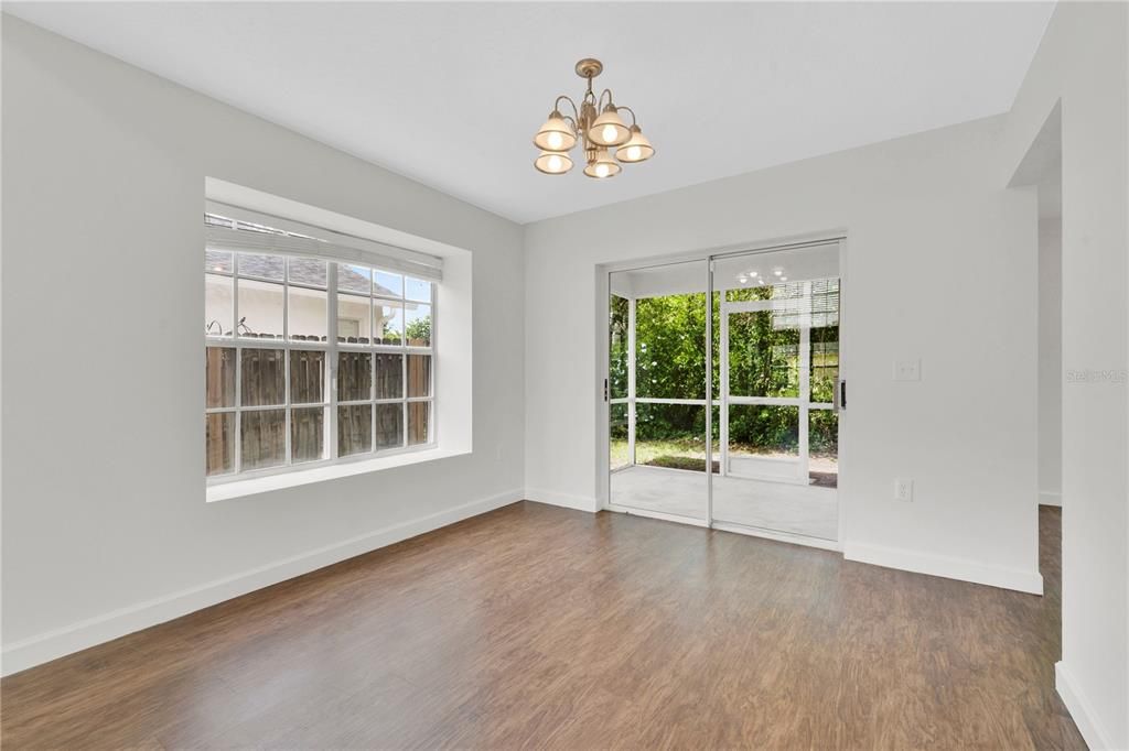 For Sale: $299,900 (3 beds, 2 baths, 1690 Square Feet)