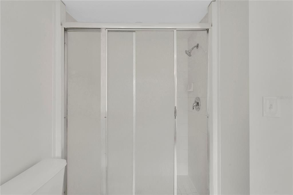 For Sale: $299,900 (3 beds, 2 baths, 1690 Square Feet)