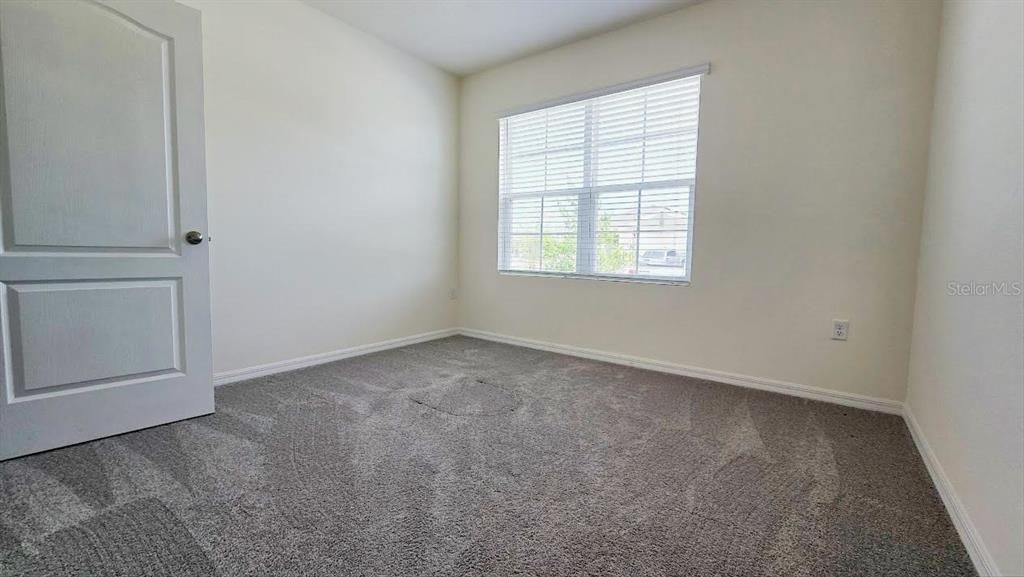 For Sale: $349,900 (3 beds, 2 baths, 1685 Square Feet)