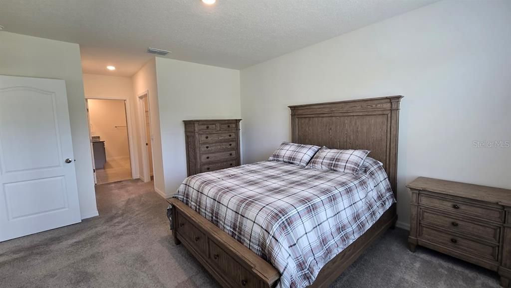 For Sale: $349,900 (3 beds, 2 baths, 1685 Square Feet)