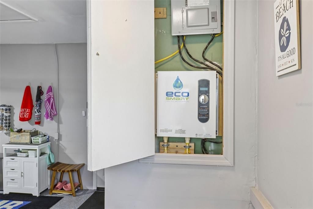 На продажу: $340,000 (3 спален, 3 ванн, 1056 Квадратных фут)