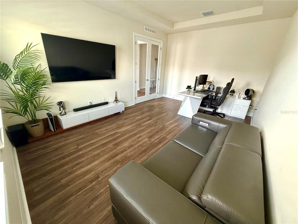 En Venta: $1,680,000 (5 camas, 4 baños, 4030 Pies cuadrados)