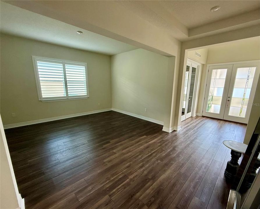 En Venta: $1,680,000 (5 camas, 4 baños, 4030 Pies cuadrados)
