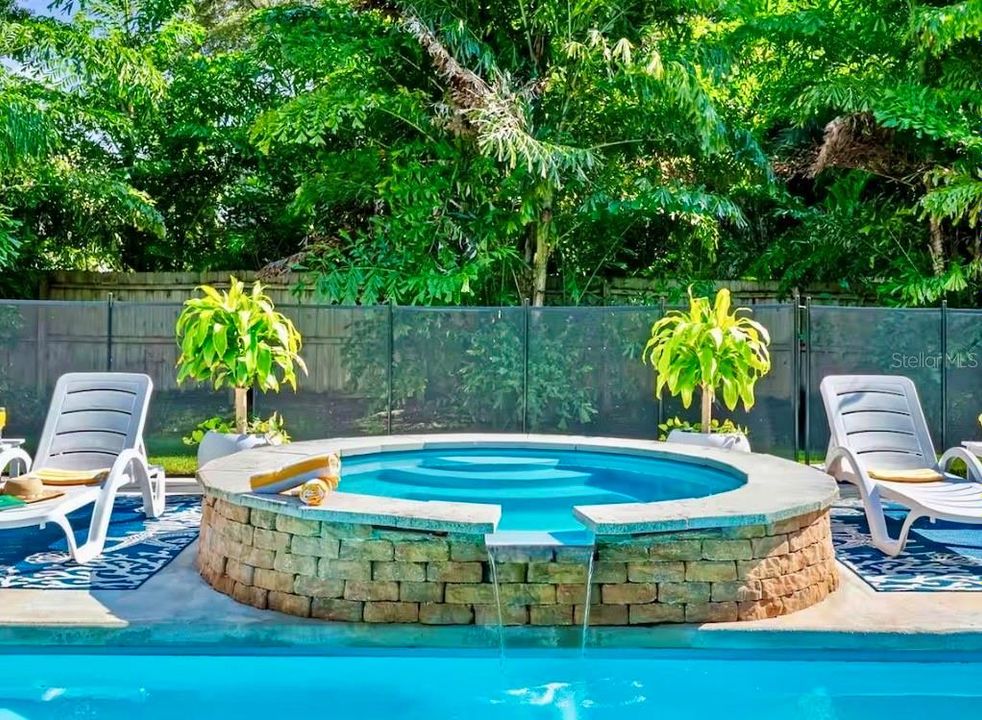 En Venta: $779,000 (3 camas, 2 baños, 1736 Pies cuadrados)
