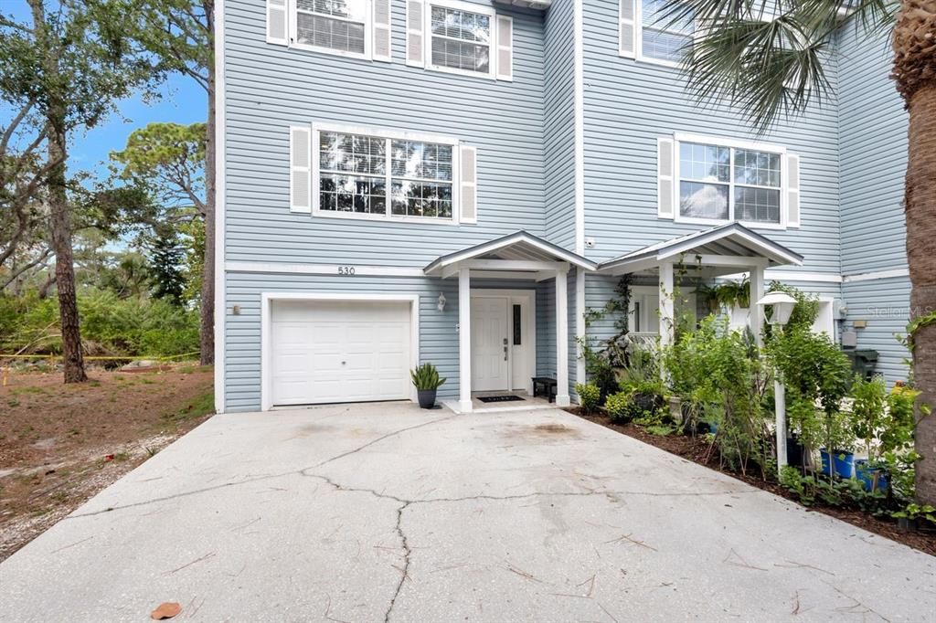 For Sale: $412,000 (3 beds, 2 baths, 1620 Square Feet)