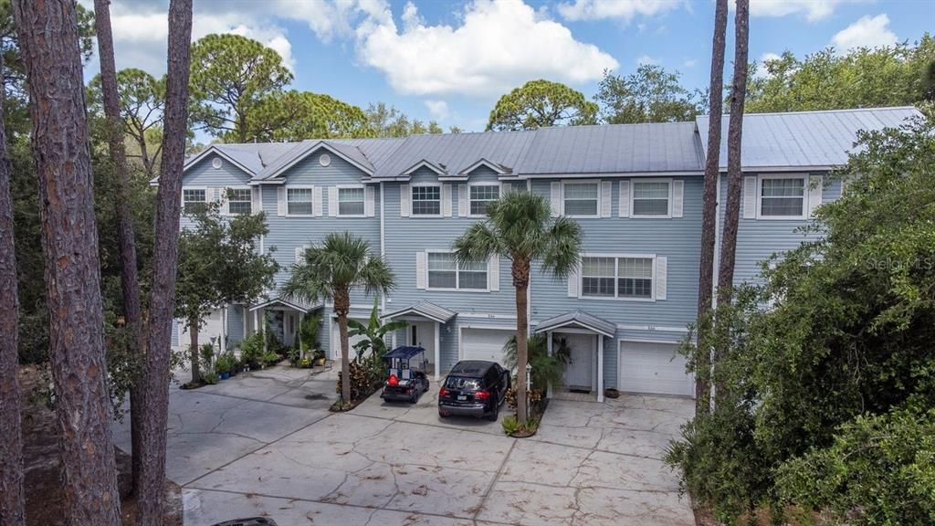 For Sale: $412,000 (3 beds, 2 baths, 1620 Square Feet)