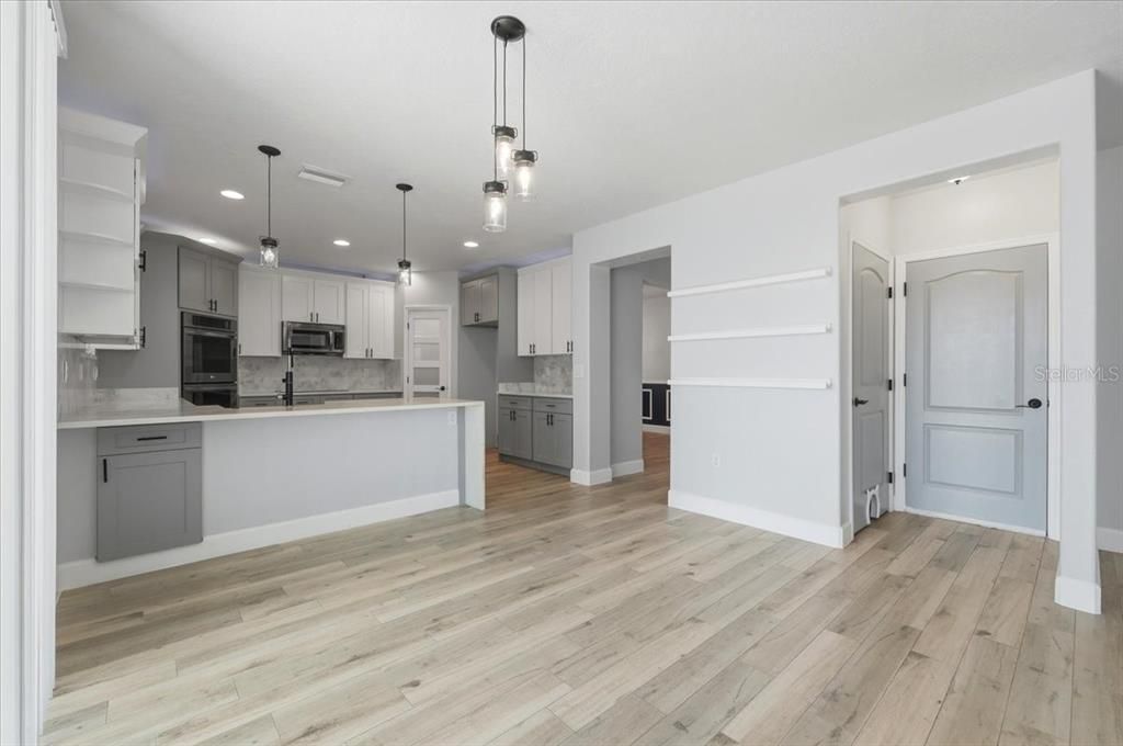 For Sale: $439,999 (5 beds, 2 baths, 2825 Square Feet)