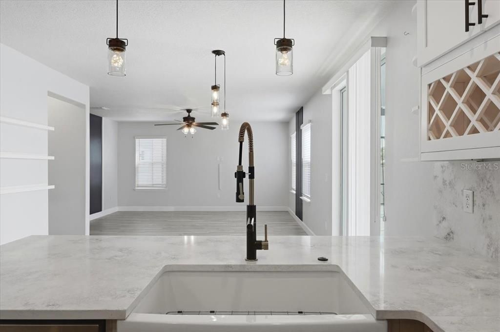 For Sale: $439,999 (5 beds, 2 baths, 2825 Square Feet)