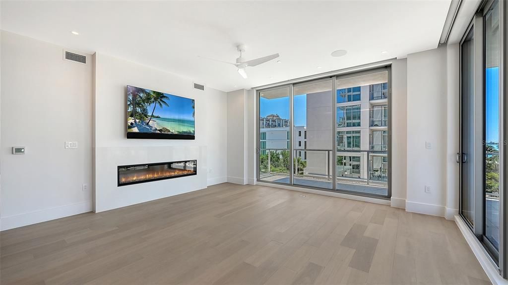 For Sale: $3,850,000 (3 beds, 3 baths, 2831 Square Feet)