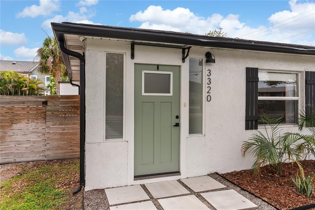 For Sale: $550,000 (3 beds, 2 baths, 1546 Square Feet)