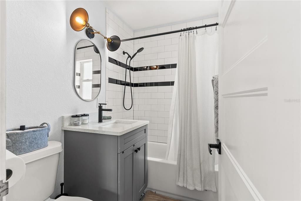For Sale: $550,000 (3 beds, 2 baths, 1546 Square Feet)