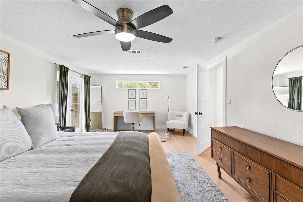 For Sale: $550,000 (3 beds, 2 baths, 1546 Square Feet)