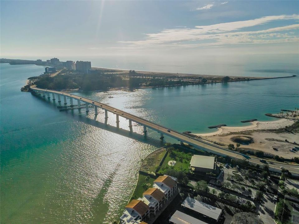 For Sale: $575,000 (2 beds, 2 baths, 1260 Square Feet)