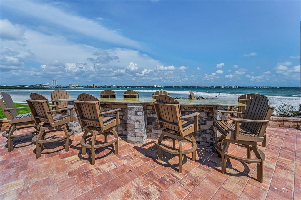 For Sale: $575,000 (2 beds, 2 baths, 1260 Square Feet)