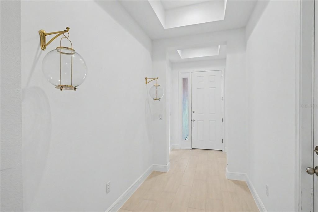 En Venta: $690,000 (4 camas, 3 baños, 2724 Pies cuadrados)
