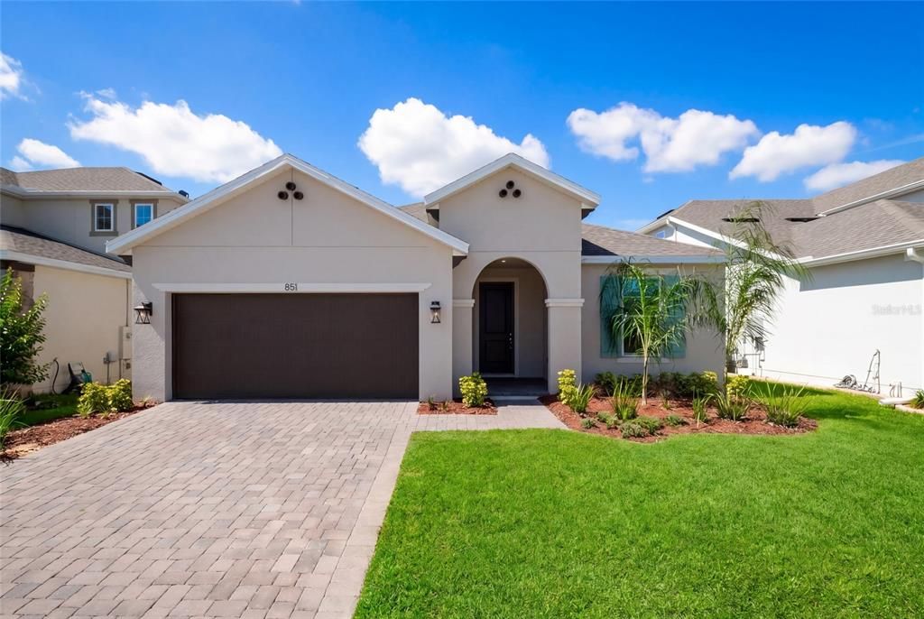 For Sale: $524,990 (4 beds, 3 baths, 1974 Square Feet)