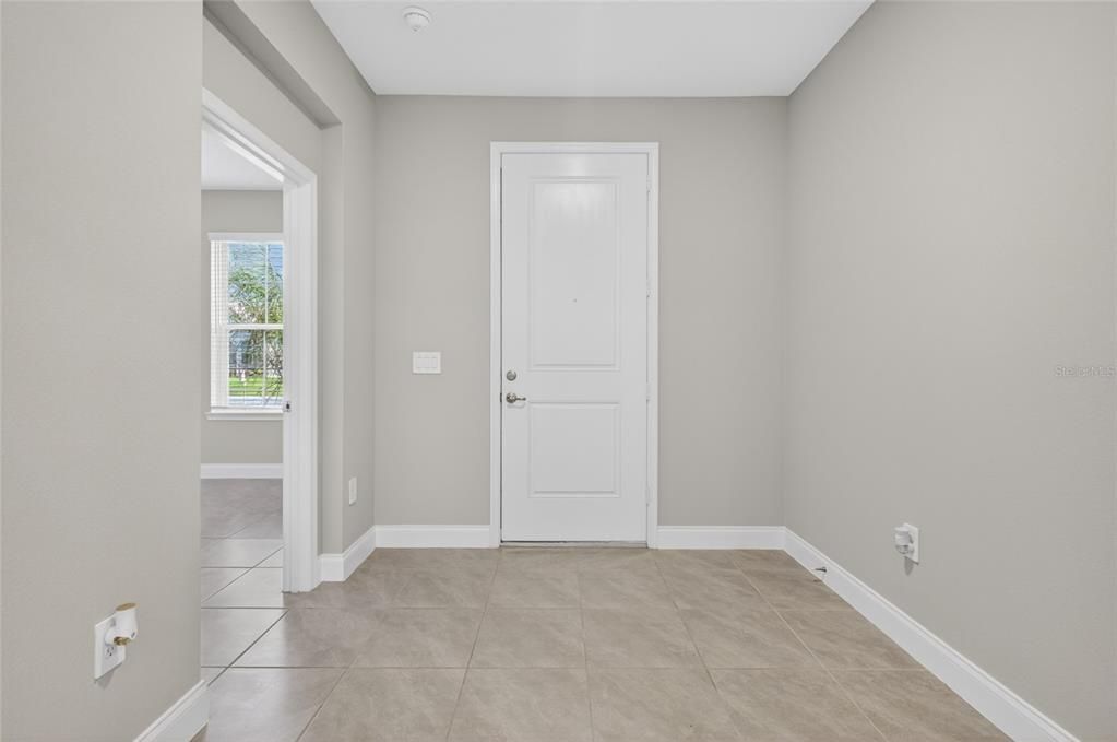 For Sale: $524,990 (4 beds, 3 baths, 1974 Square Feet)