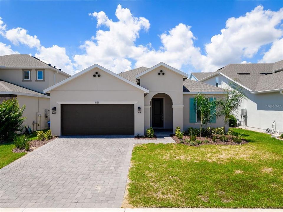 For Sale: $524,990 (4 beds, 3 baths, 1974 Square Feet)